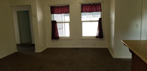 224 E 10th St, Hanford, CA 93230 photo 6