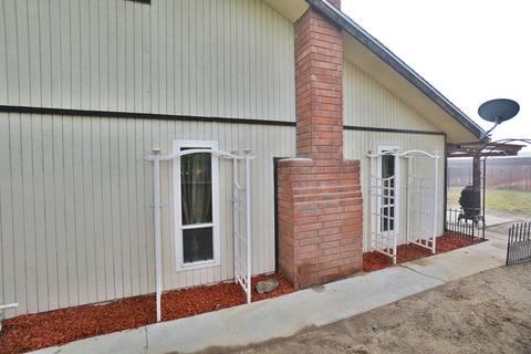 907 Tammy Ln, Lemoore, CA 93245 photo 44