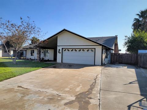 907 Tammy Ln, Lemoore, CA 93245 photo 2