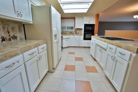 907 Tammy Ln, Lemoore, CA 93245 photo 17