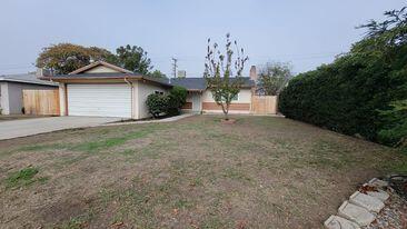 712 E Cypress Ave, Visalia, CA 93292 photo 1