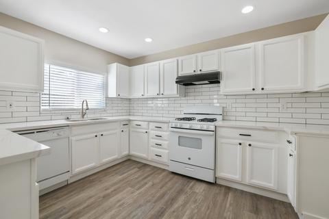 3917 E Oak Ave, Visalia, CA 93292 photo 13