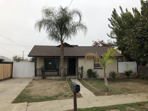 335 S E St, Tulare, CA 93274 photo 1