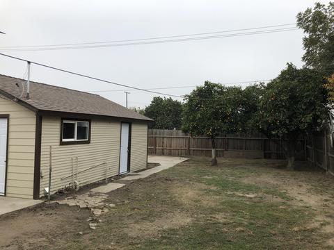 335 S E St, Tulare, CA 93274 photo 15