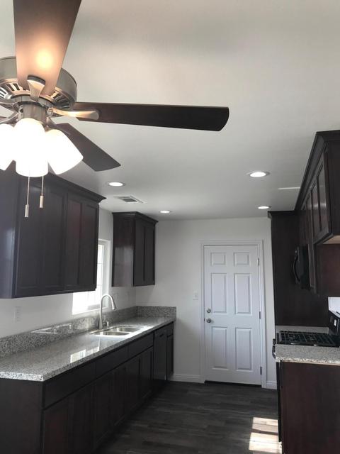 840 E Bardsley Ave, Tulare, CA 93274 photo 3