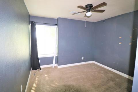 2018 E Douglas Ave, Visalia, CA 93292 photo 10