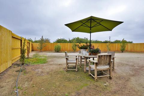 652 Daphne Ln, Lemoore, CA 93245 photo 49