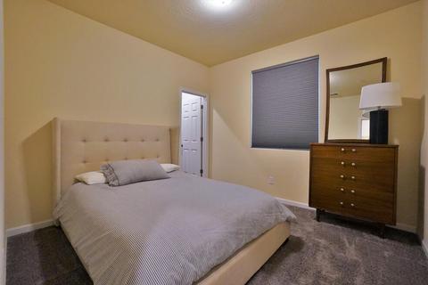 652 Daphne Ln, Lemoore, CA 93245 photo 28