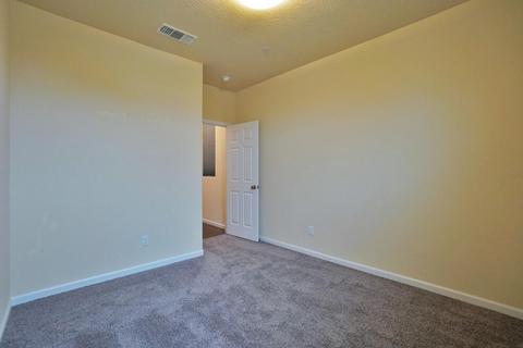 652 Daphne Ln, Lemoore, CA 93245 photo 33