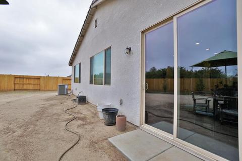 652 Daphne Ln, Lemoore, CA 93245 photo 51