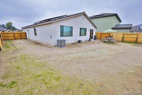 652 Daphne Ln, Lemoore, CA 93245 photo 52