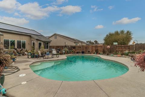 1066 Geneva Dr, Lemoore, CA 93245 photo 25