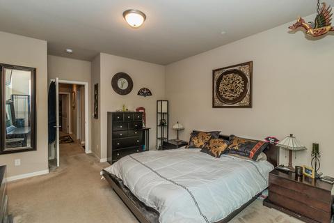 1066 Geneva Dr, Lemoore, CA 93245 photo 11