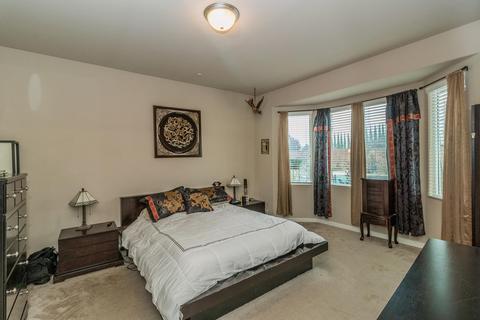1066 Geneva Dr, Lemoore, CA 93245 photo 10