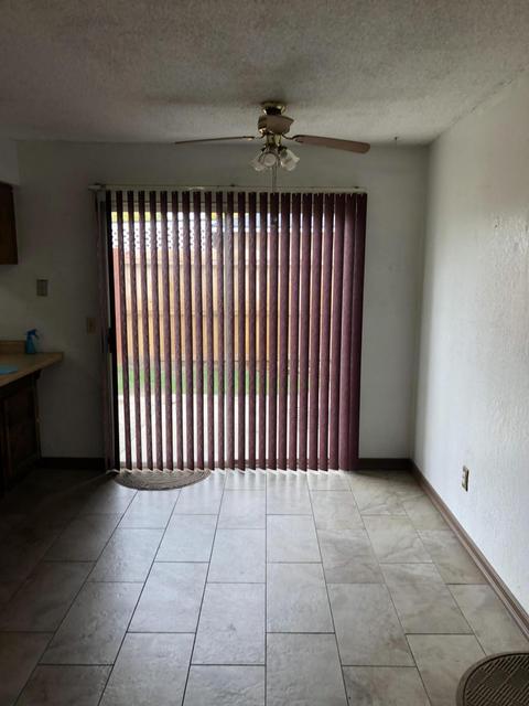 930 W Prospect Ave, Visalia, CA 93291 photo 4