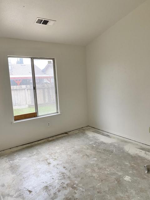 1911 E Pershing Ave, Visalia, CA 93292 photo 7