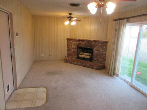 2042 E Ash Ave, Tulare, CA 93274 photo 8
