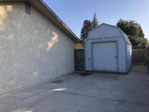 1791 E Alpine Ave, Tulare, CA 93274 photo 5