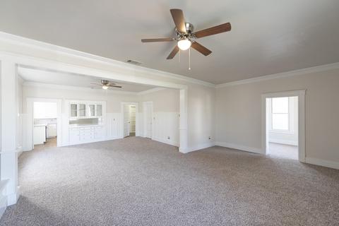 119 E 11th St, Hanford, CA 93230 photo 10