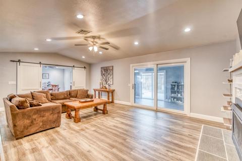 35 Villa Ave, Clovis, CA 93612 photo 12