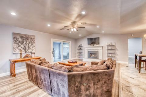 35 Villa Ave, Clovis, CA 93612 photo 11