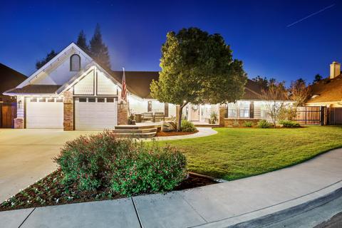 242 E Chestnut Ct, Visalia, CA 93277 photo 37