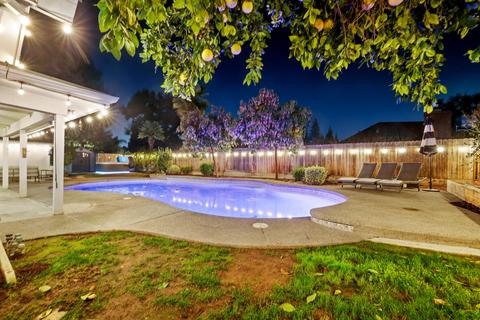 242 E Chestnut Ct, Visalia, CA 93277 photo 47