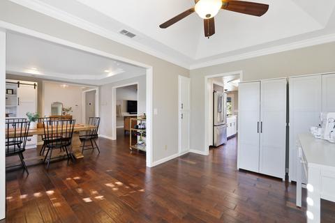 242 E Chestnut Ct, Visalia, CA 93277 photo 12