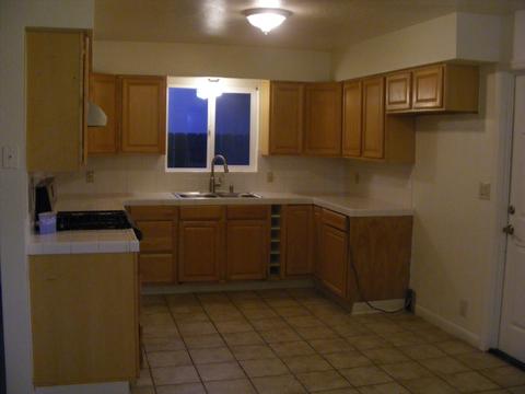 634 E Myrtle Ave, Visalia, CA 93292 photo 6