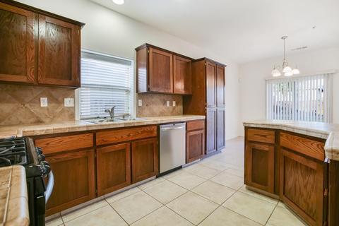 523 Self Ct, Exeter, CA 93221 photo 16