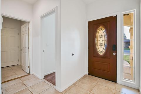 523 Self Ct, Exeter, CA 93221 photo 6