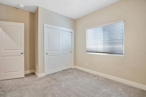 636 Strada St, Lemoore, CA 93245 photo 20