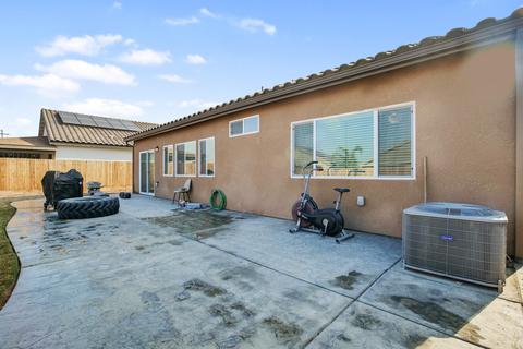 636 Strada St, Lemoore, CA 93245 photo 30