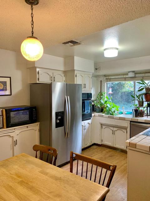2935 S Willis Ct, Visalia, CA 93277 photo 4