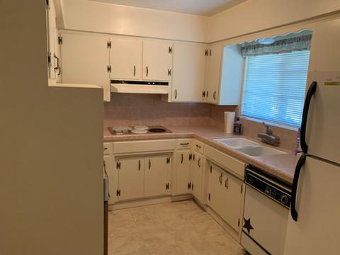 1631 E Burton Ave, Tulare, CA 93274 photo 4