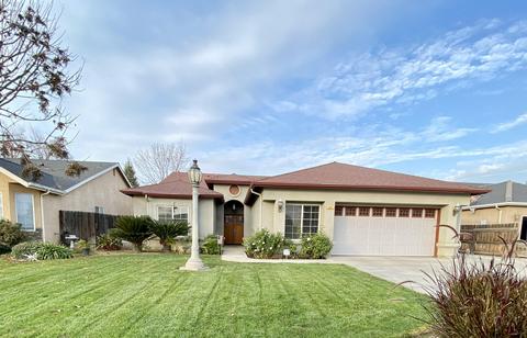 481 W Prospect Ave, Exeter, CA 93221 photo 1
