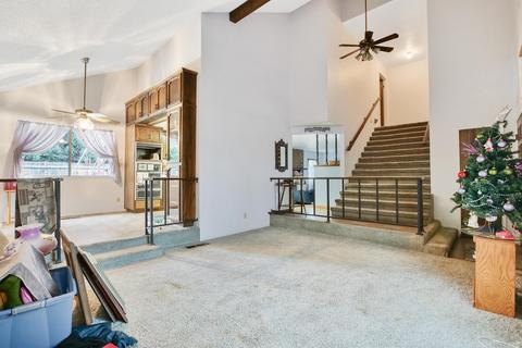 914 W Cherry Ave, Visalia, CA 93277 photo 5