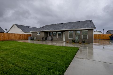 1854 Softwind Dr, Tulare, CA 93274 photo 25
