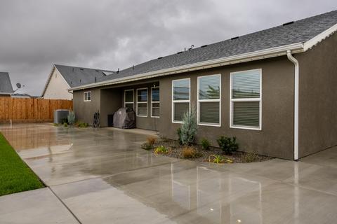 1854 Softwind Dr, Tulare, CA 93274 photo 27