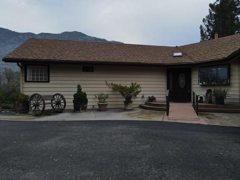 44445 Dinely Dr, Three Rivers, CA 93271 photo 2