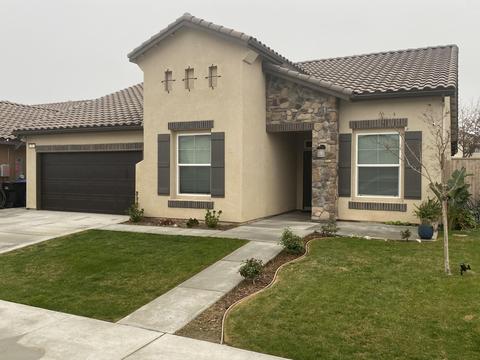 757 Strada St, Lemoore, CA 93245 photo 1