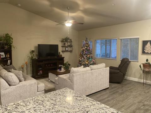 757 Strada St, Lemoore, CA 93245 photo 8