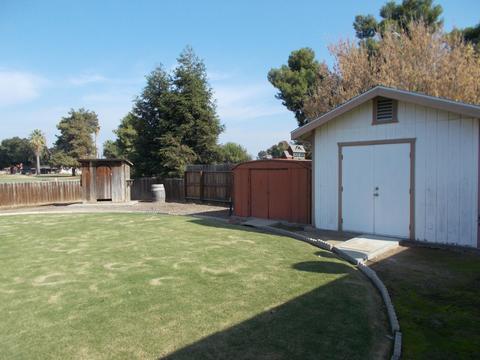 705 W Pine St, Exeter, CA 93221 photo 14