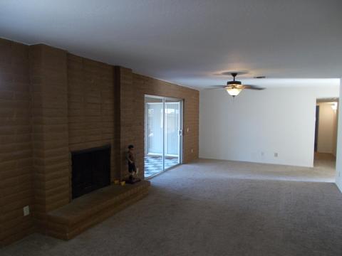 705 W Pine St, Exeter, CA 93221 photo 5