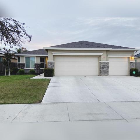 3939 E Laura Ave, Visalia, CA 93292 photo 2