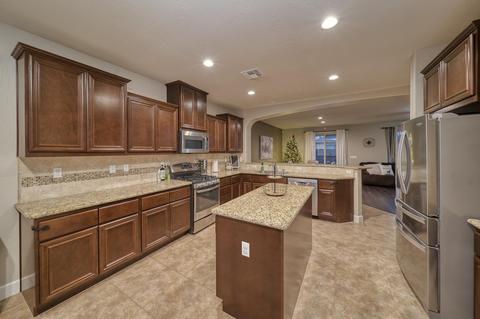 3939 E Laura Ave, Visalia, CA 93292 photo 8