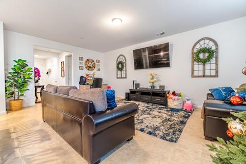14172 Monterey Ave, Kerman, CA 93630 photo 5