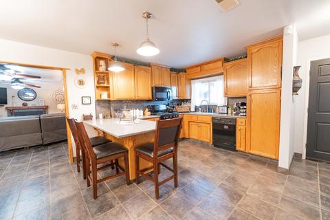 1749 E Kohn Ave, Tulare, CA 93274 photo 18