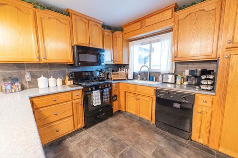 1749 E Kohn Ave, Tulare, CA 93274 photo 21