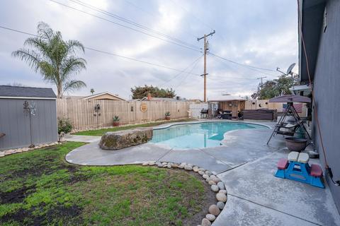 1749 E Kohn Ave, Tulare, CA 93274 photo 49